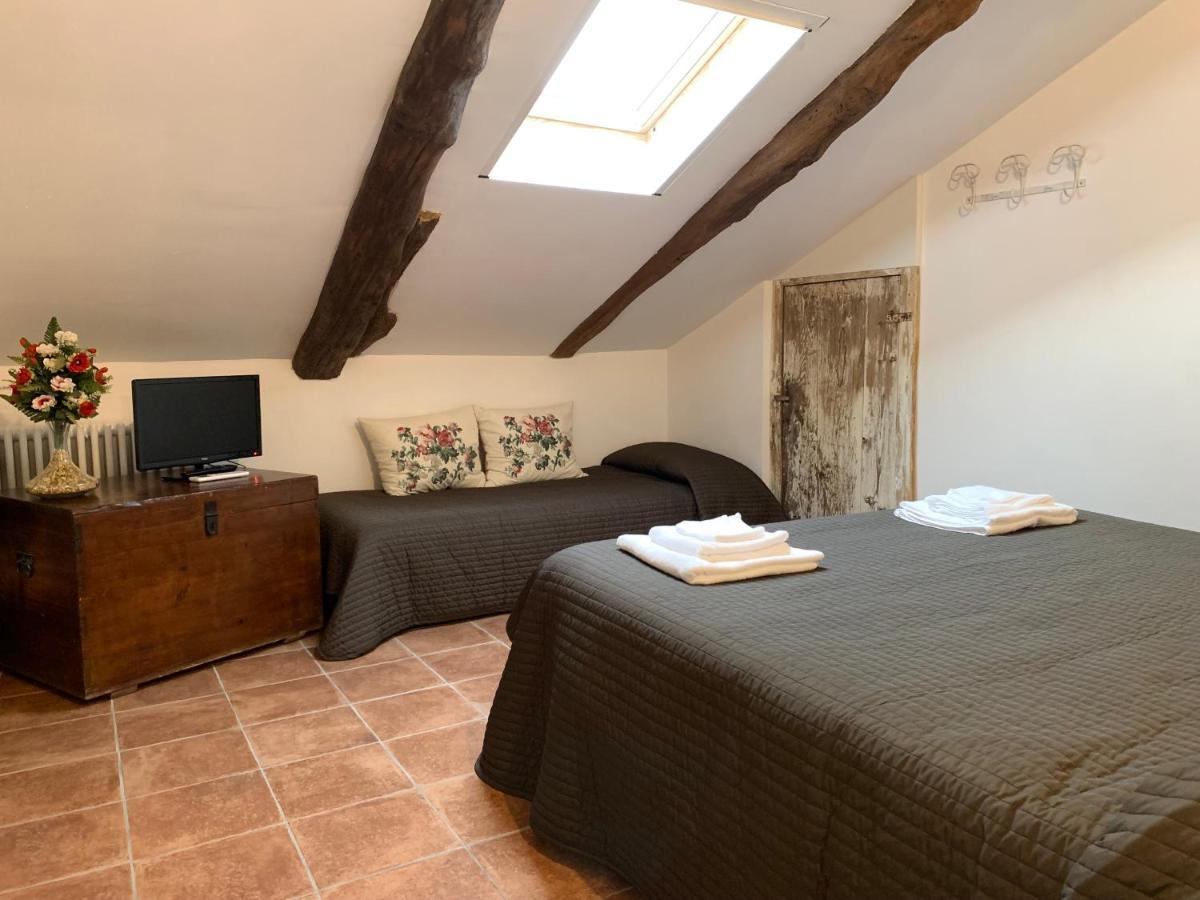 Bed and Breakfast Quattro Gatti Airasca Exterior foto