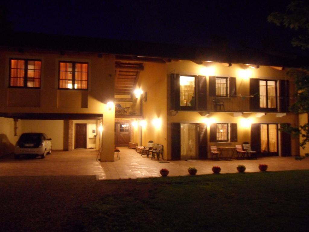 Bed and Breakfast Quattro Gatti Airasca Exterior foto