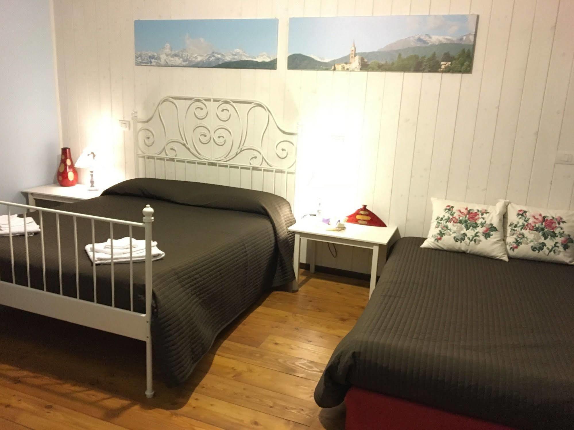 Bed and Breakfast Quattro Gatti Airasca Exterior foto